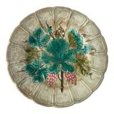 Belle Epoque vine leaf and grape motif slip plate