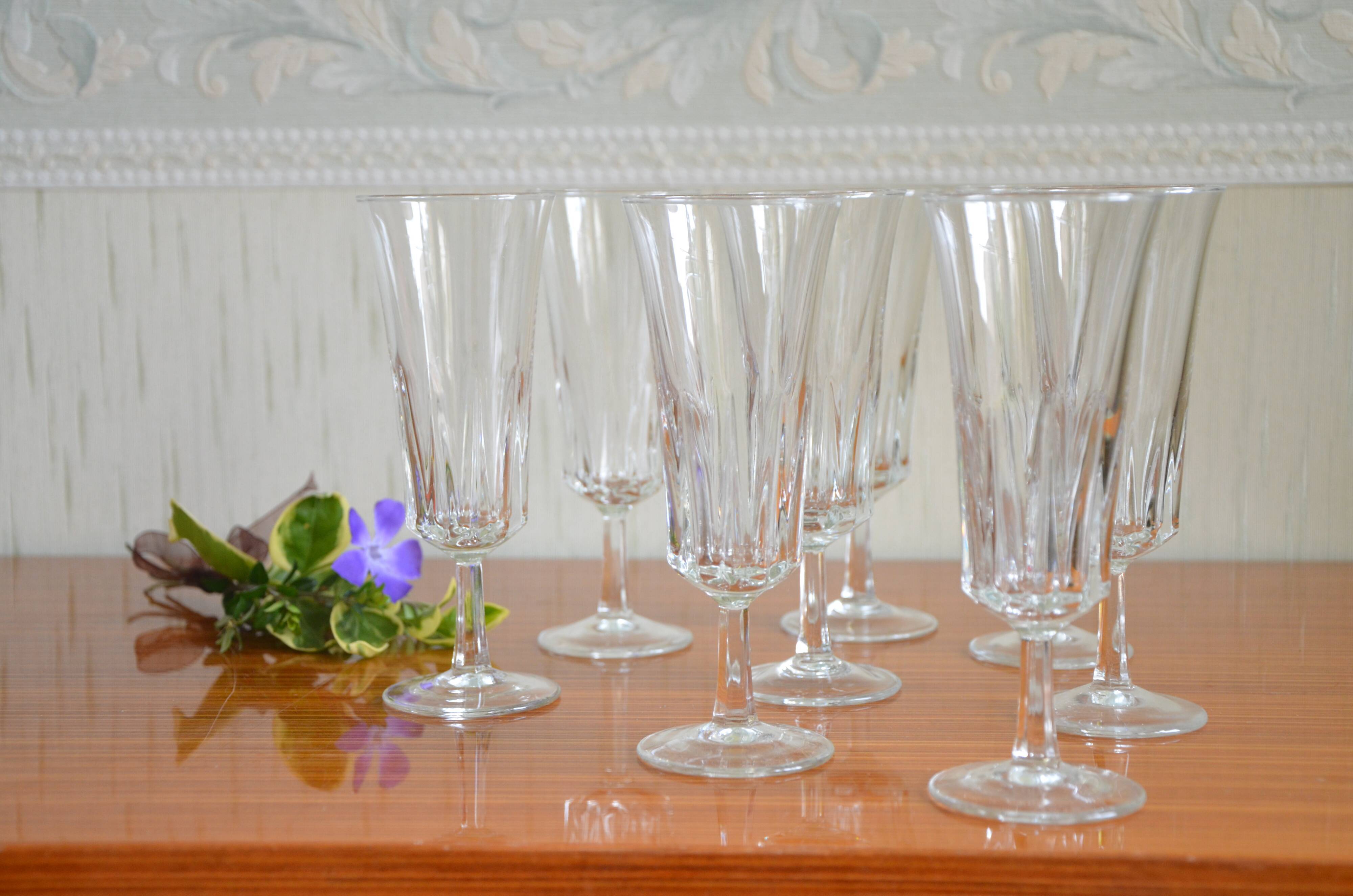 Lot de 8 flûtes à champagne