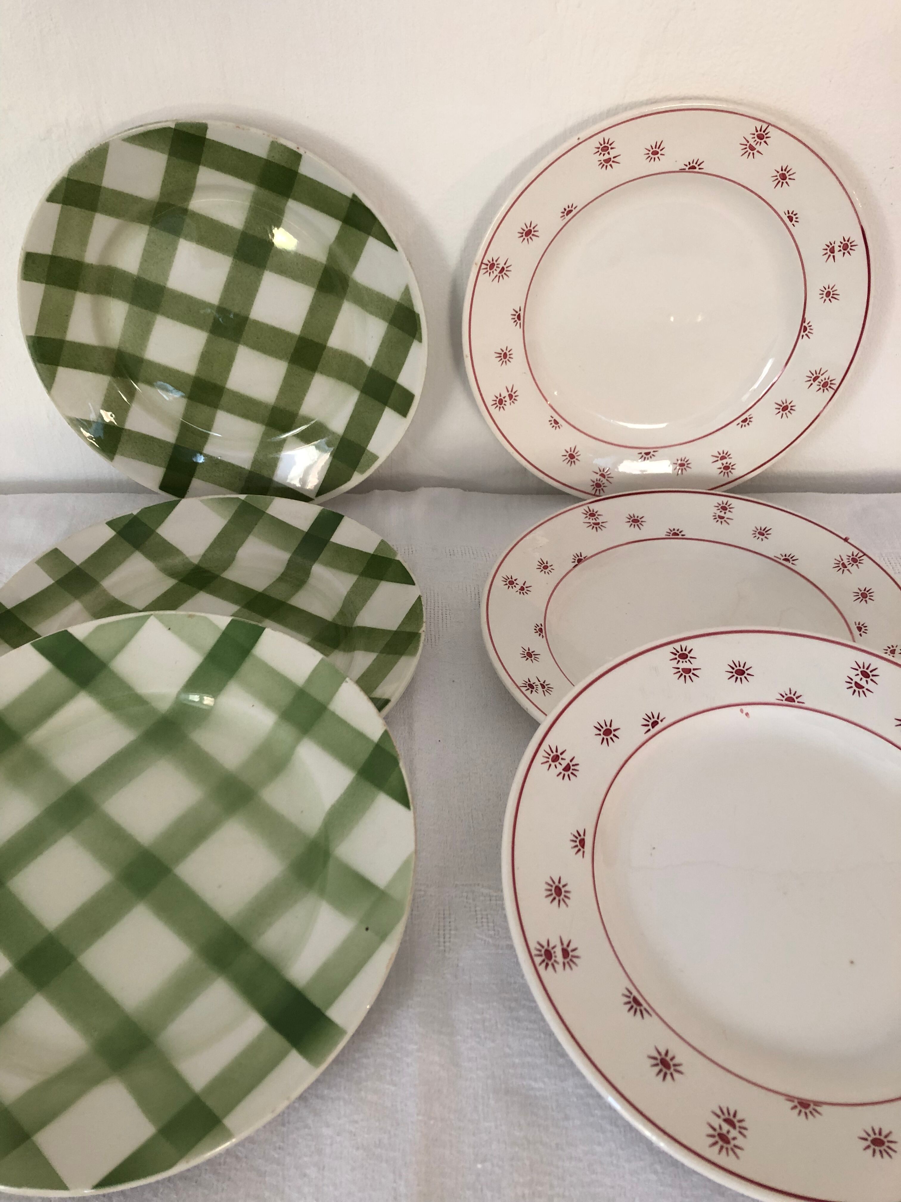 6 plates flat vintage mismatched crockery