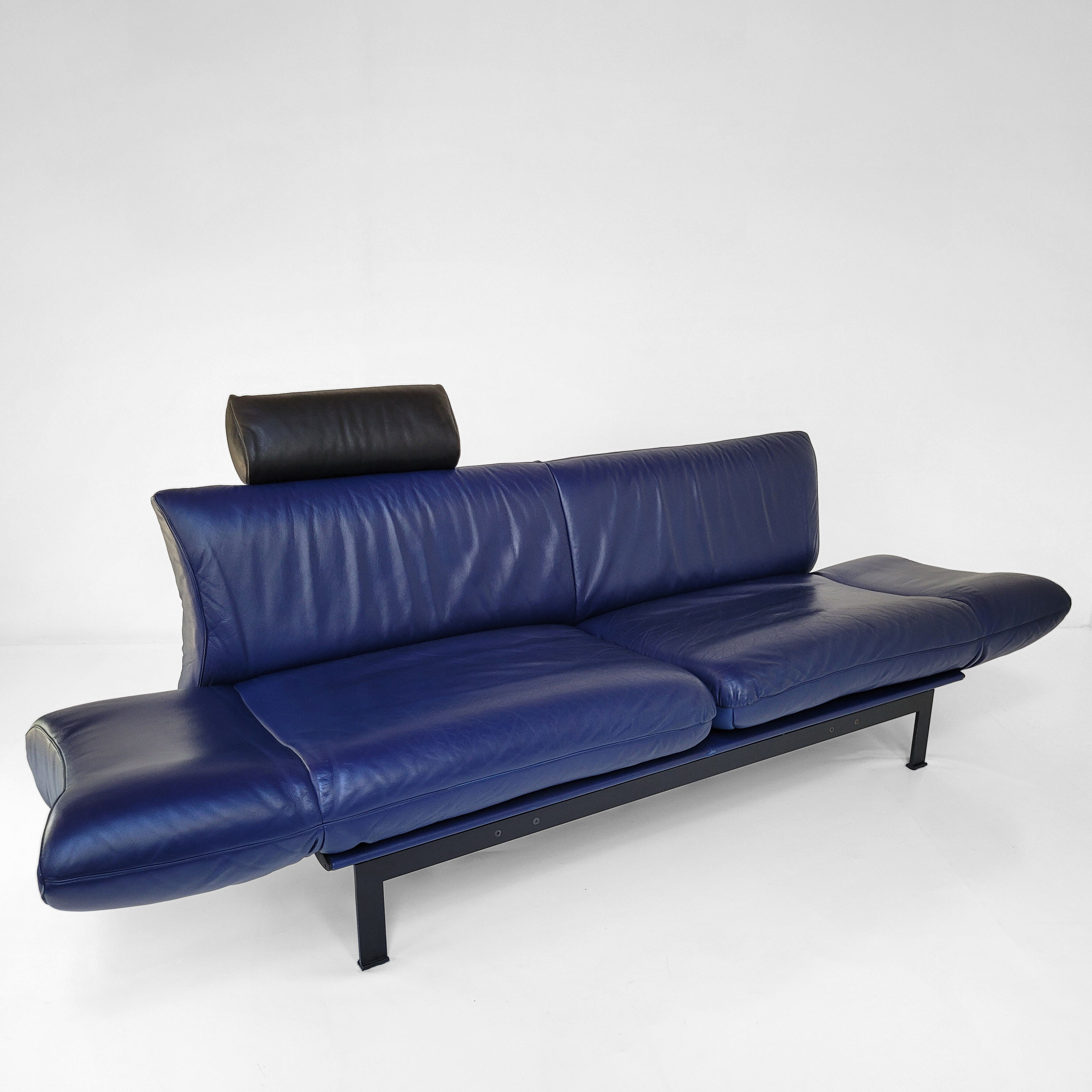 DS-140 sofa, by Reto Frigg for De Sede