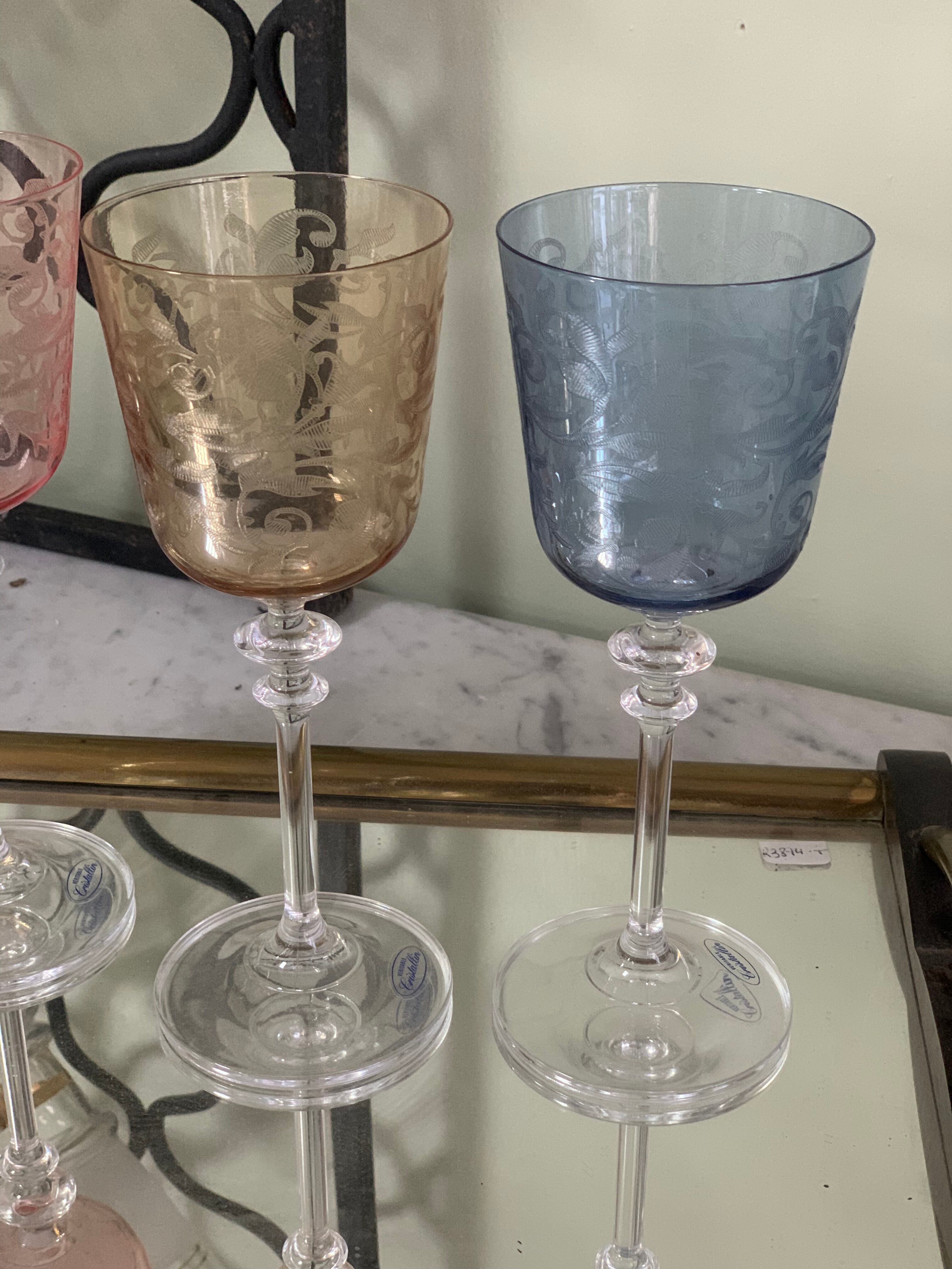 6 colored wine glasses, engraved crystalline