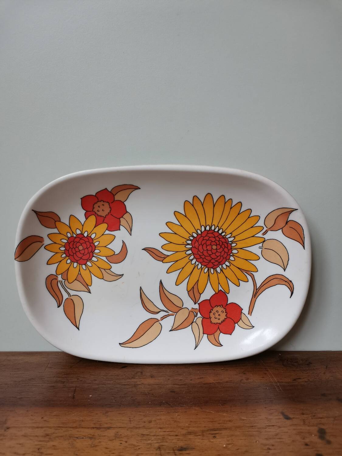 Vintage plate with tefal melamine orange flower pattern made in France