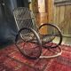 Rocking-chair vintage en rotin des années 1960