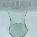 Glass diabolo vase