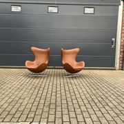 2x Fritz Hansen Egg chair by Arne Jacobsen in Cognac leather, new condition!