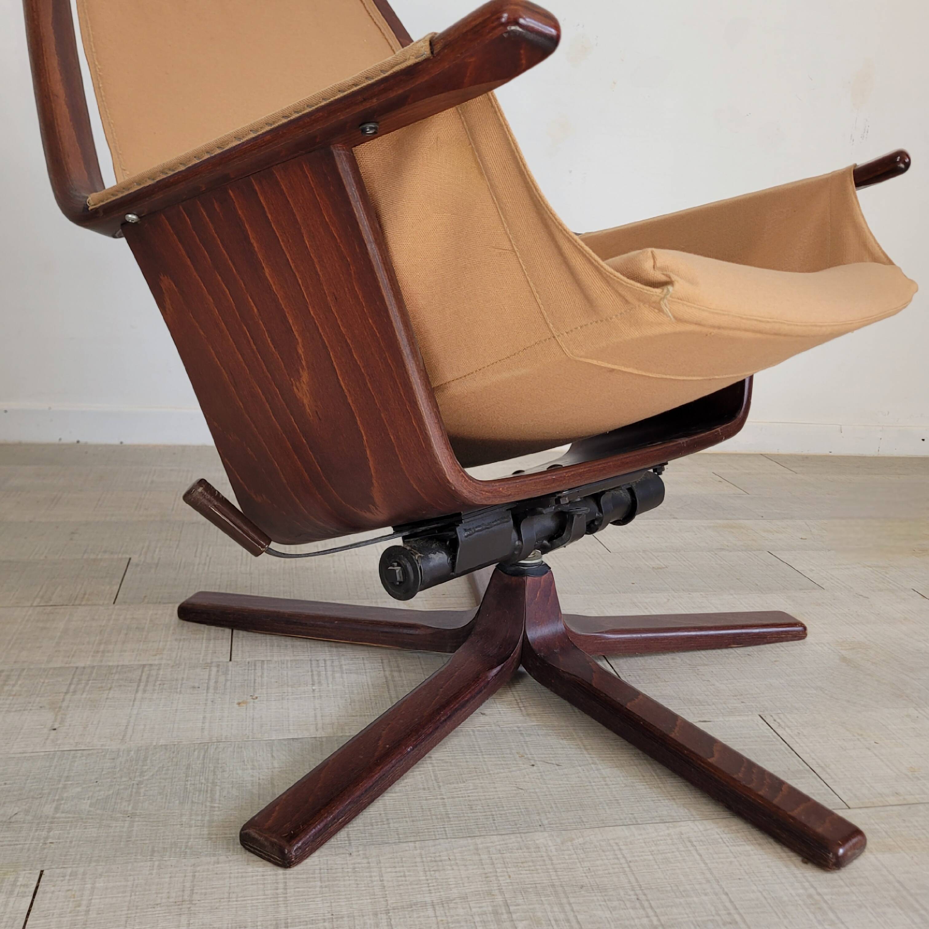 Fauteuil lounge vintage Göte Mobler 1960 pivotant et inclinable