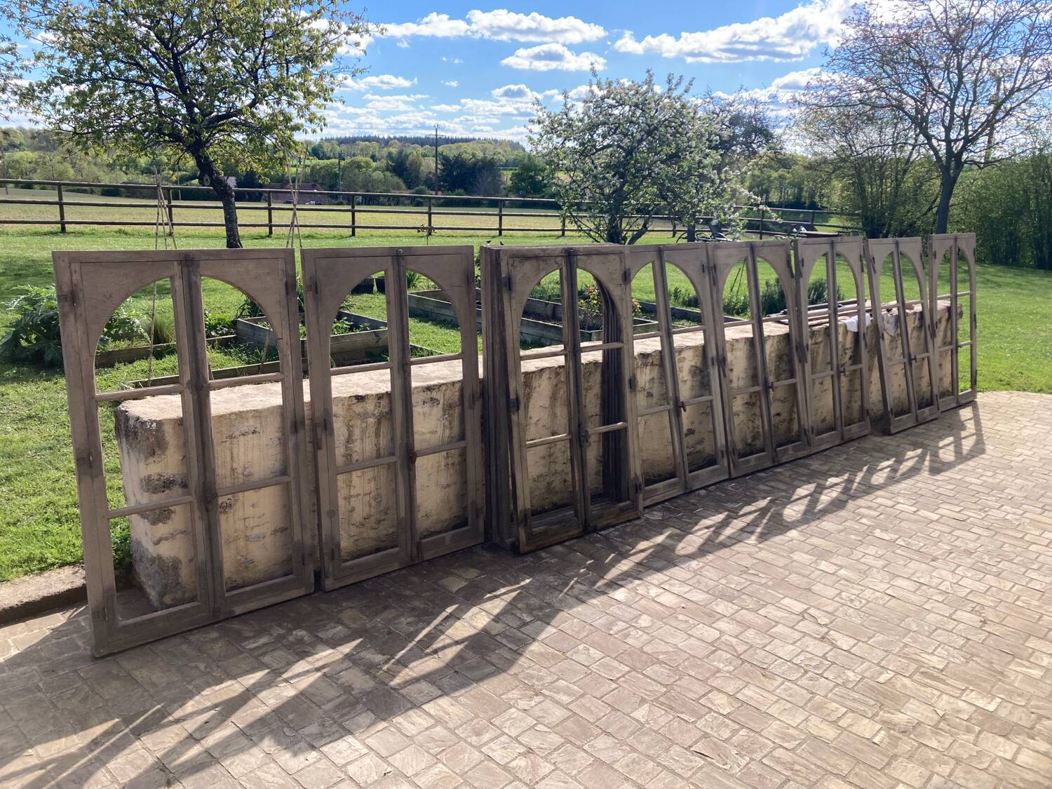 Arched windows in solid oak
