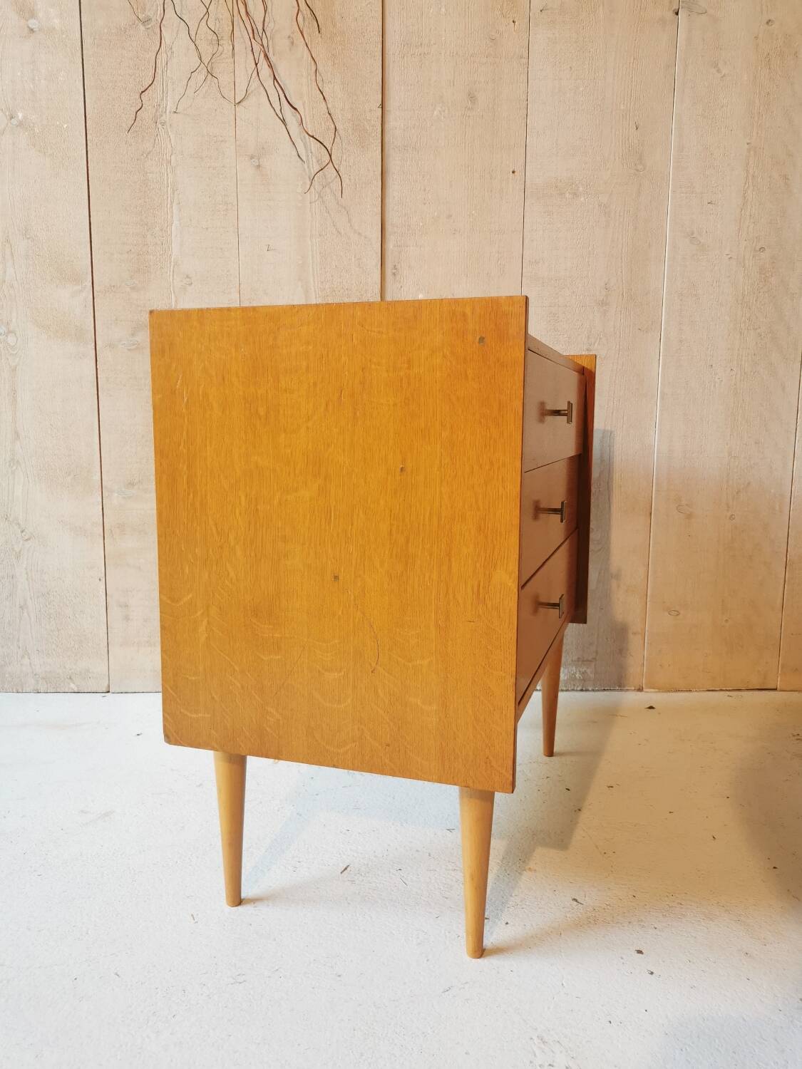 Small vintage chest of drawers