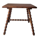 Table basse brutaliste pieds torsadés