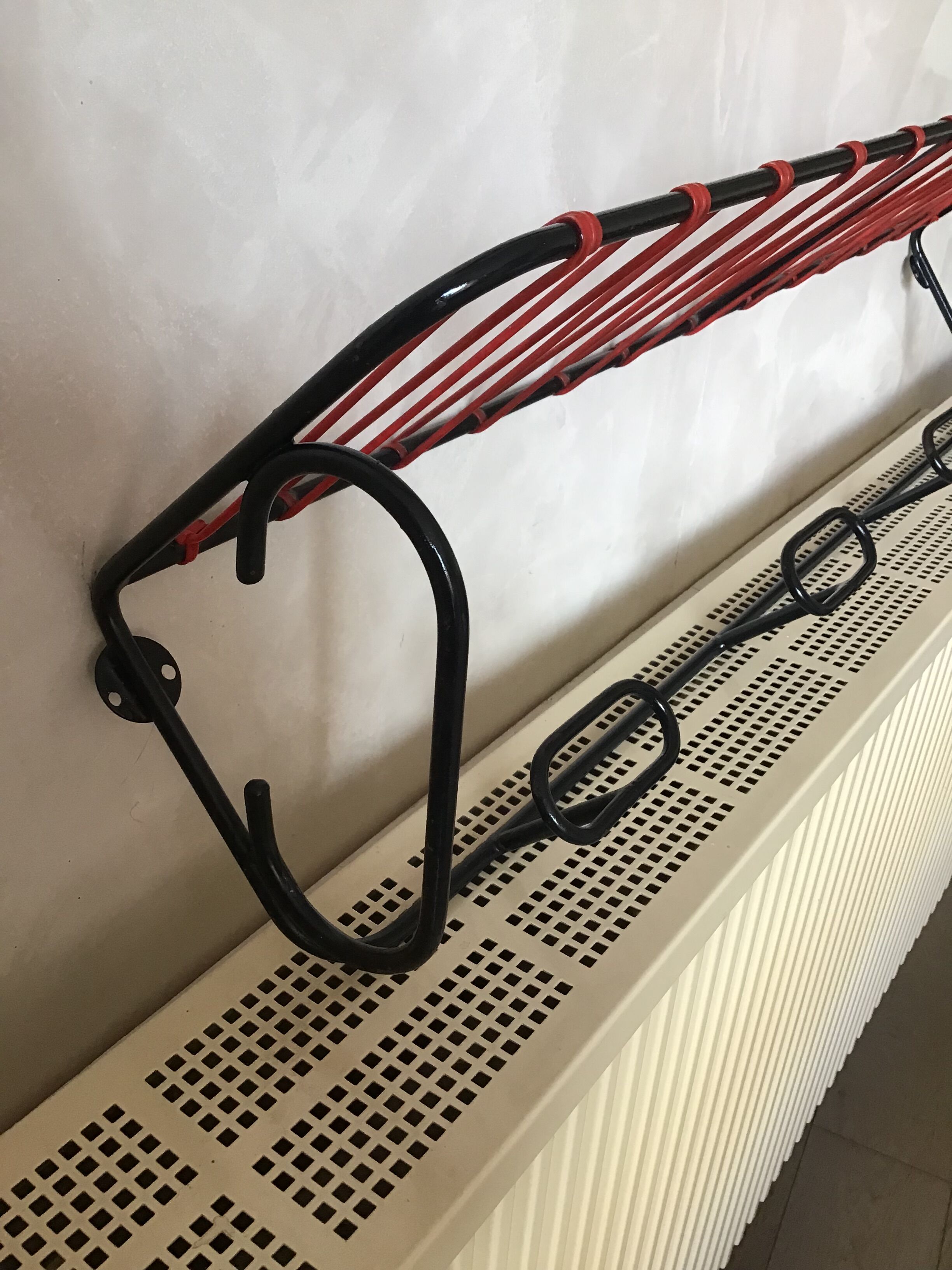 Vintage scoubidou coat rack