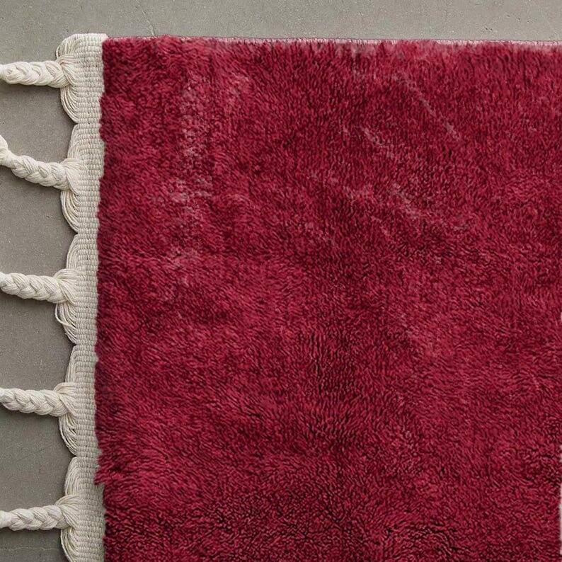 Beni Ouraine handwoven rug, traditional style, size 150 x 250 cm