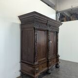 Kussenkast rosewood wardrobe from the late 17th century