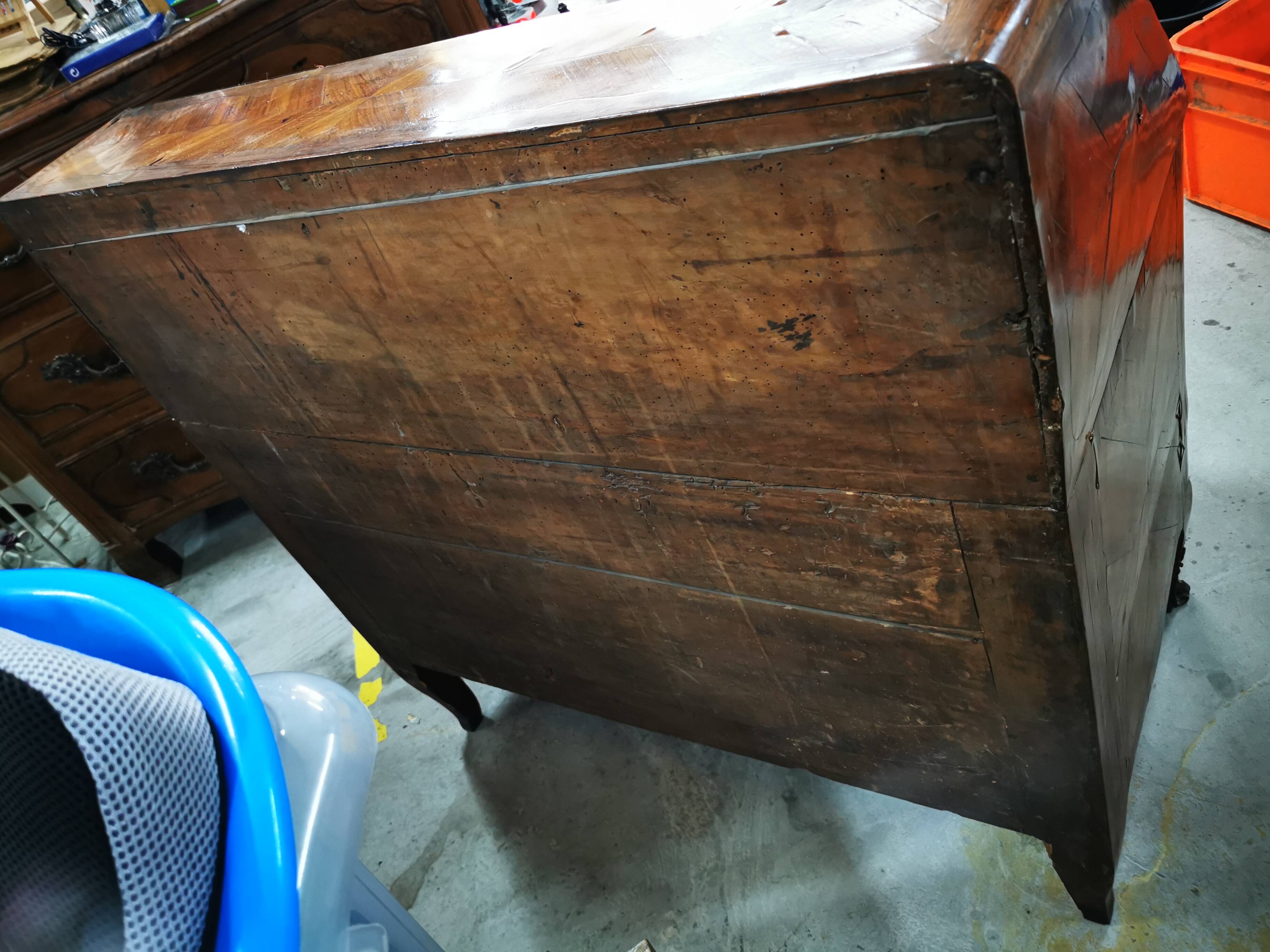 Rosewood desk/secretary, antique brand from the late 18th century.
