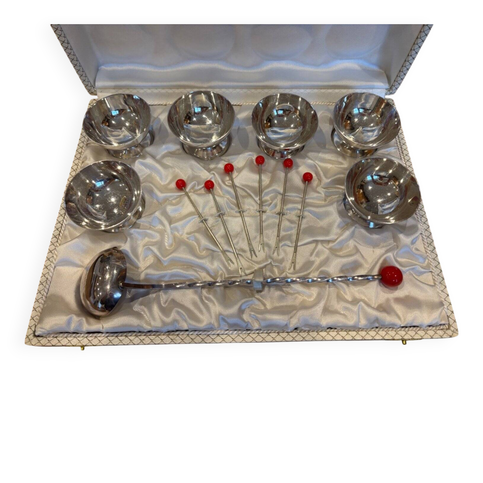 Alcoholic cherry service