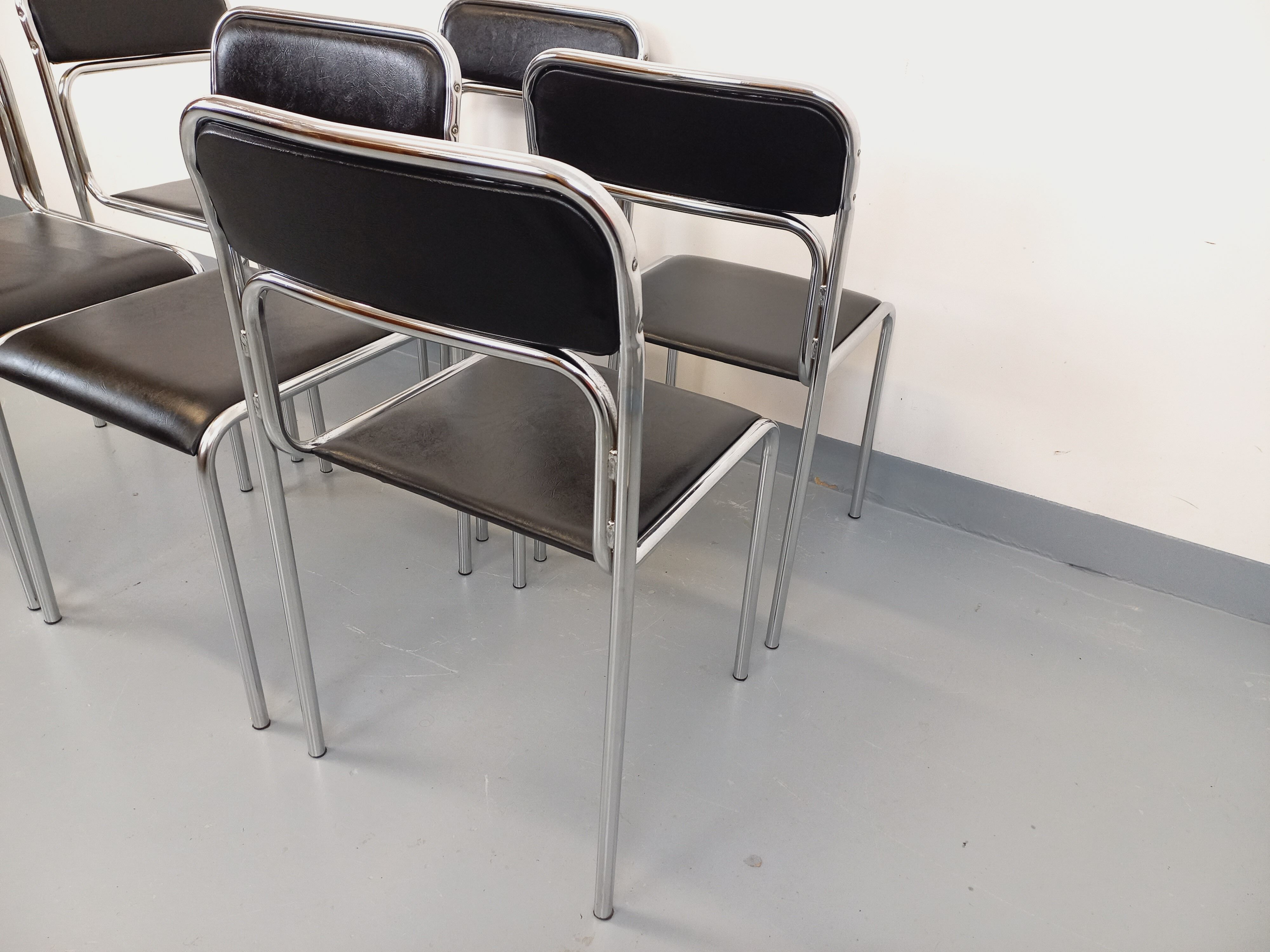 Set of 6 vintage Italian stackable chairs in chrome metal and skai.