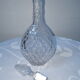 Carafe en verre ciselé
