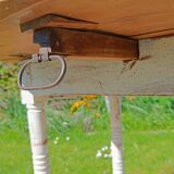 Antique patinated round table – wooden top