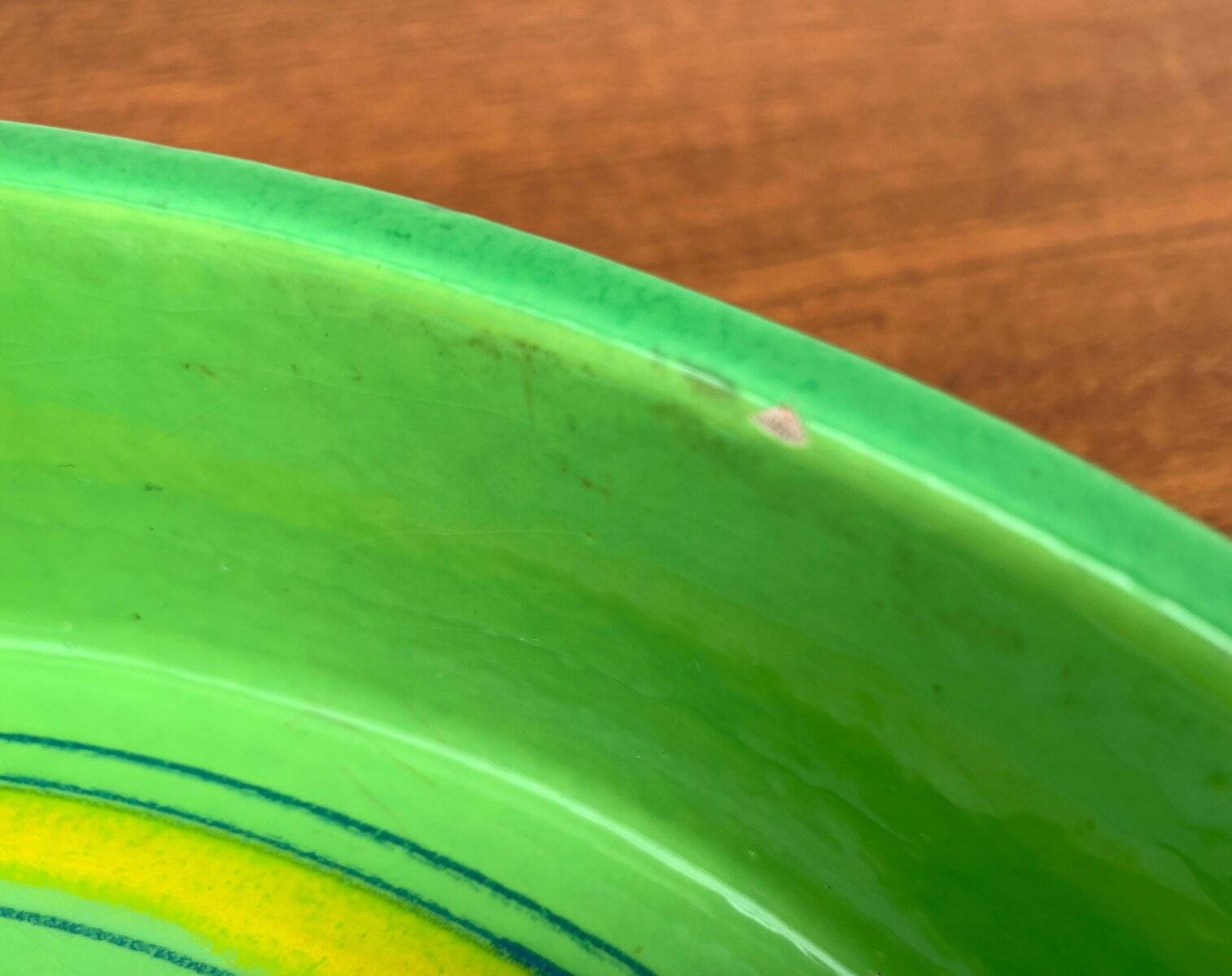 Italian ceramic platter from the mid-century by Bitossi for Rosenthal Netter, 1960s.