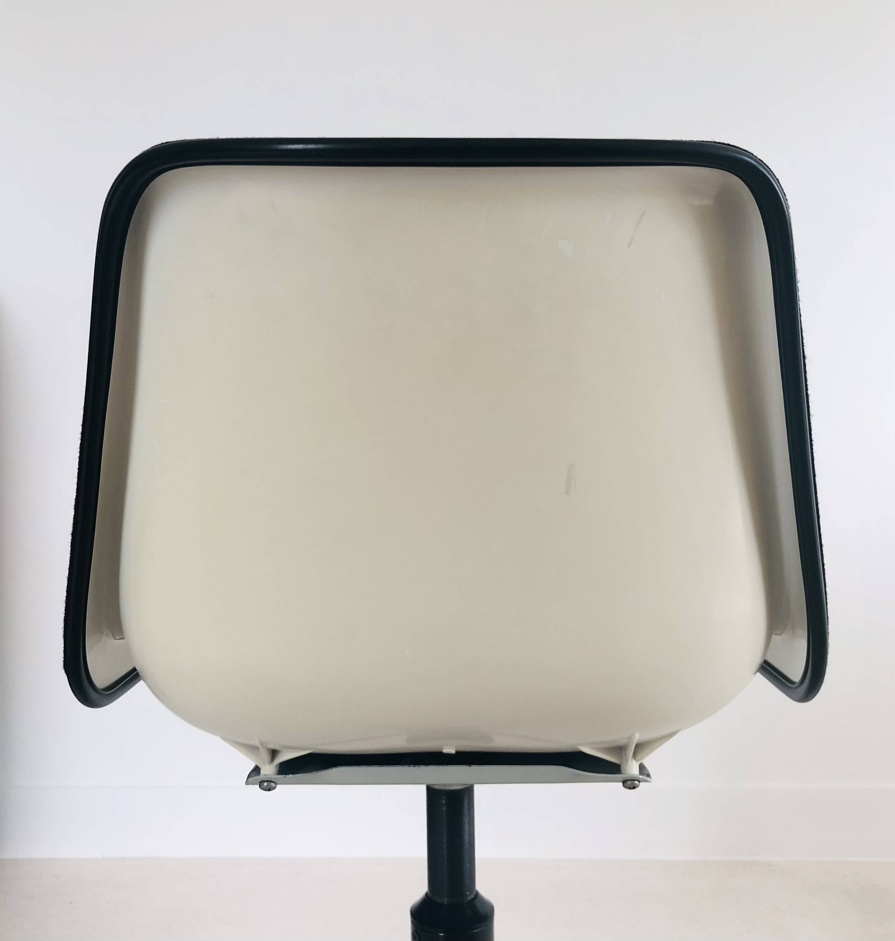 Office chair by Robin and Lucienne Day for Castelli, Italy 1970s