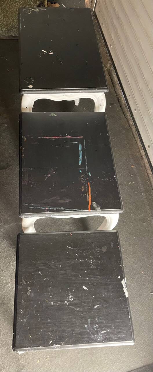 Nesting tables to paint
