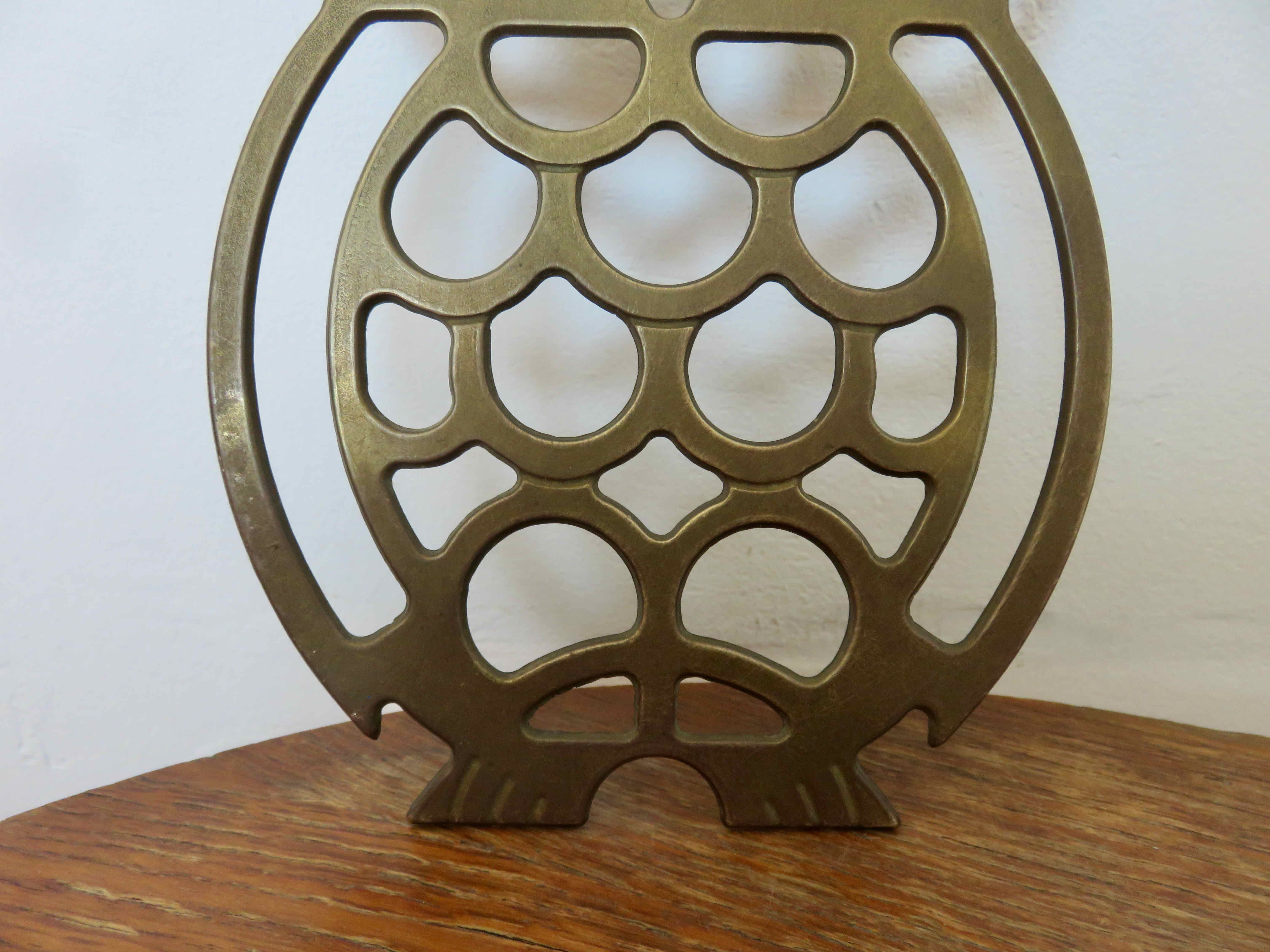 Brass "owl" trivia 70s