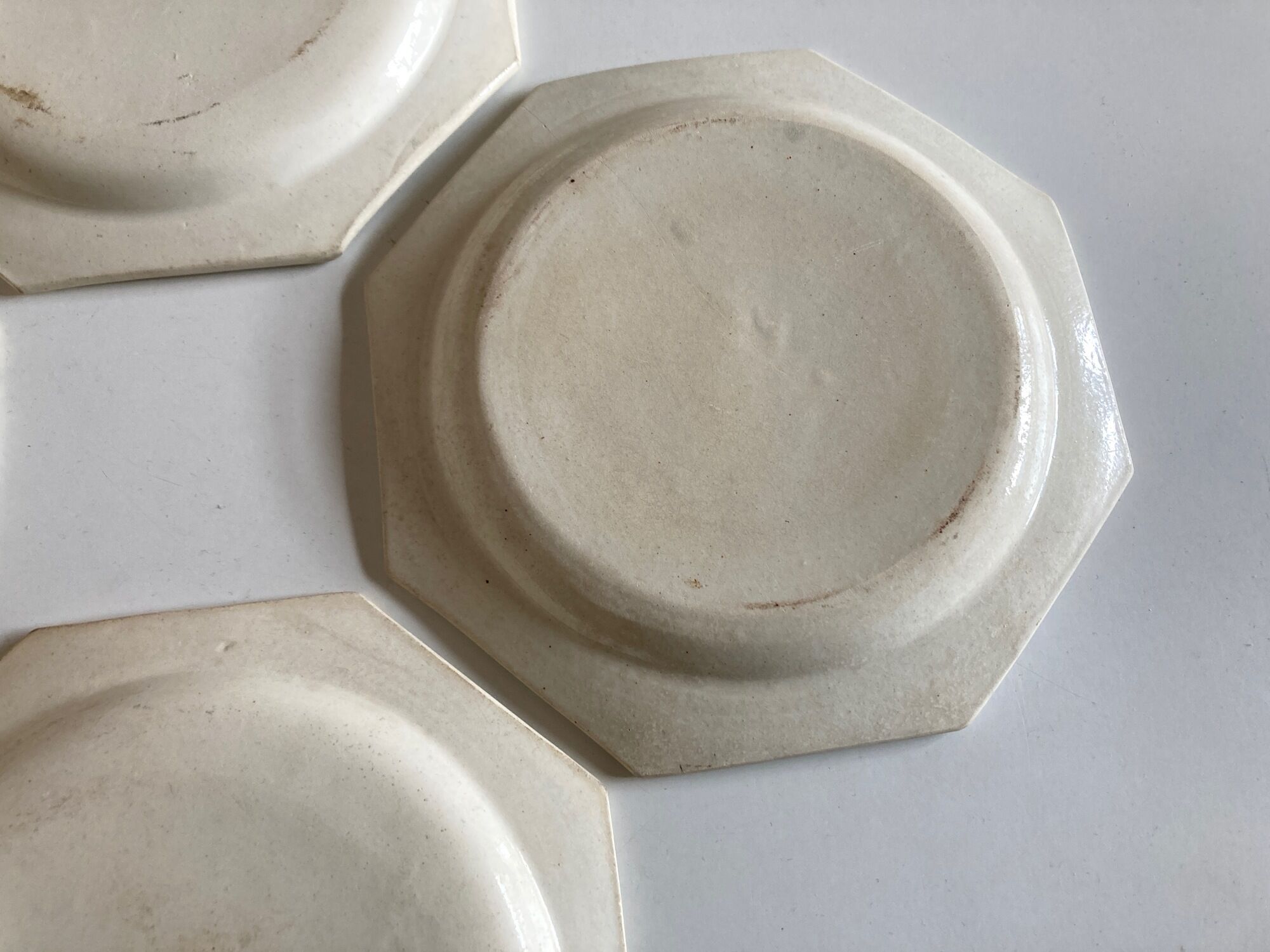 Set of 4 plates Creil and Montereau octagonal pearls Directoire 1800