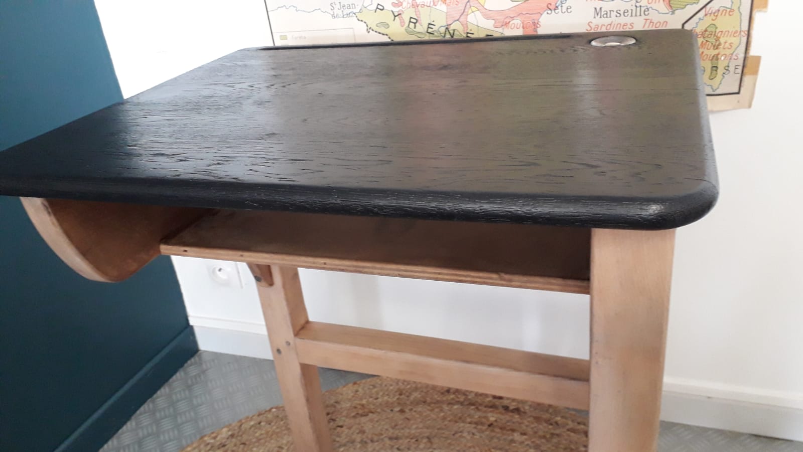 Black and natural children's desk