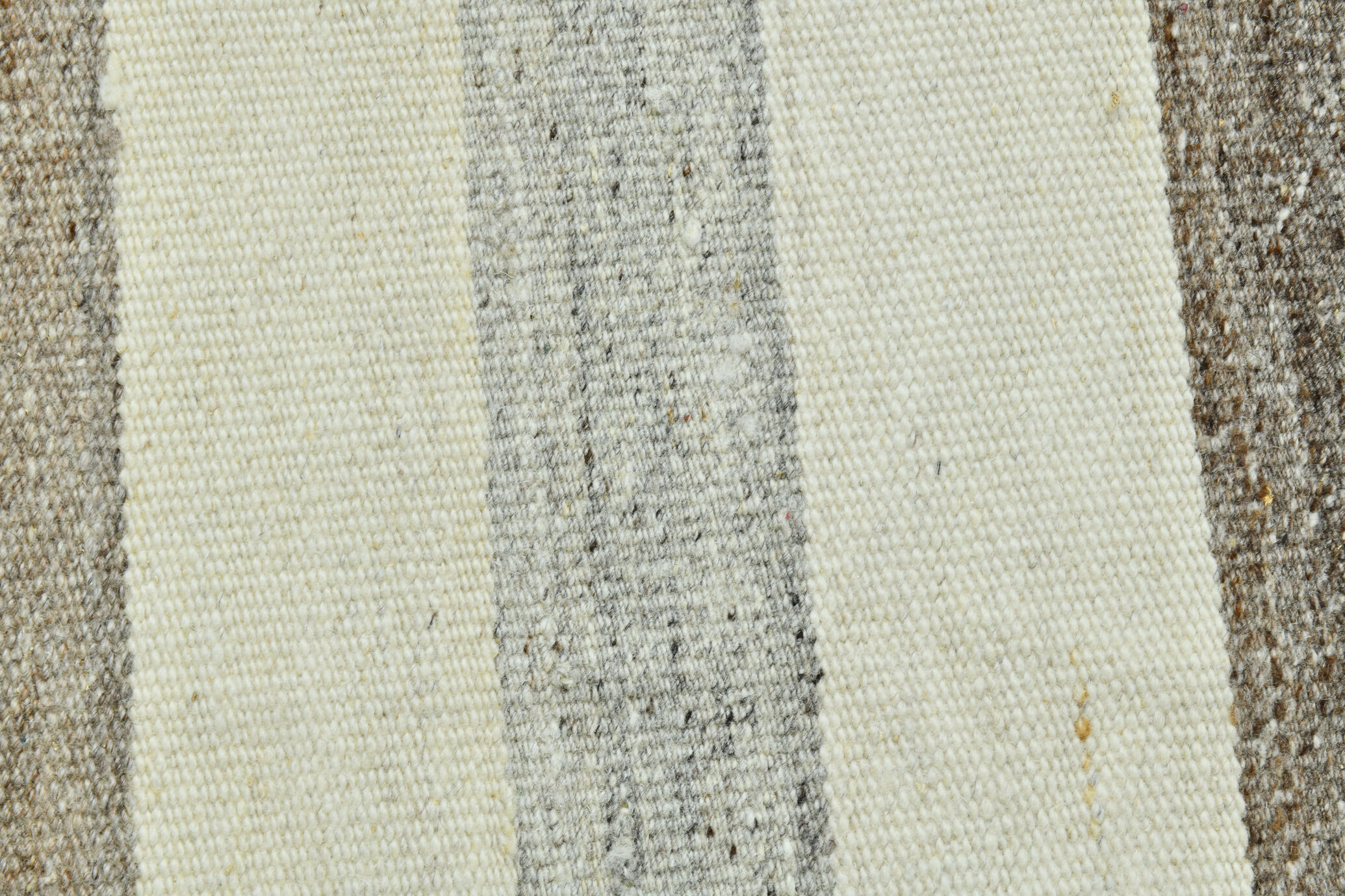 Handmade wool carpet 324x228cm