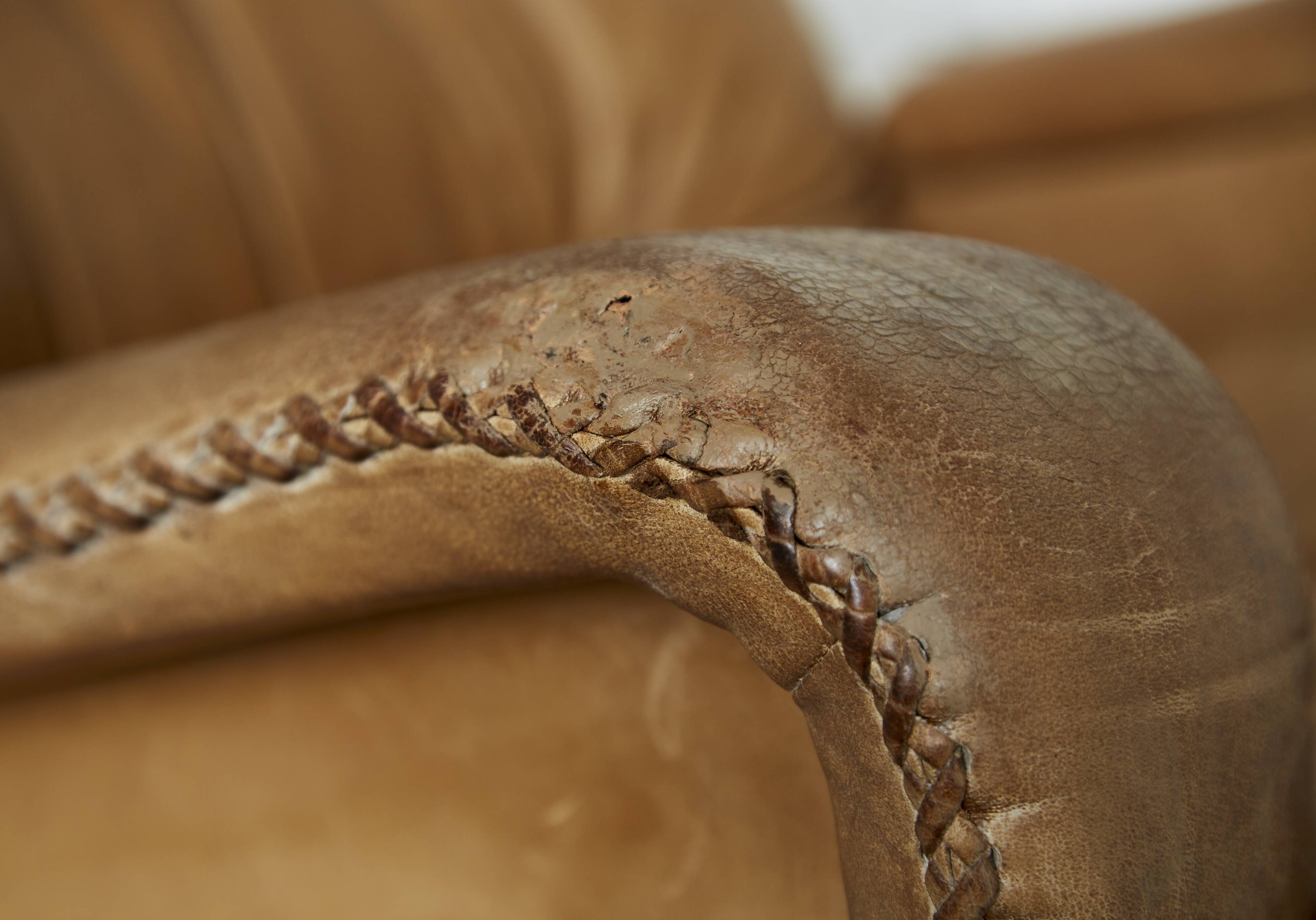 S231 James Bond Swivel Armchair from de Sede, 1960s