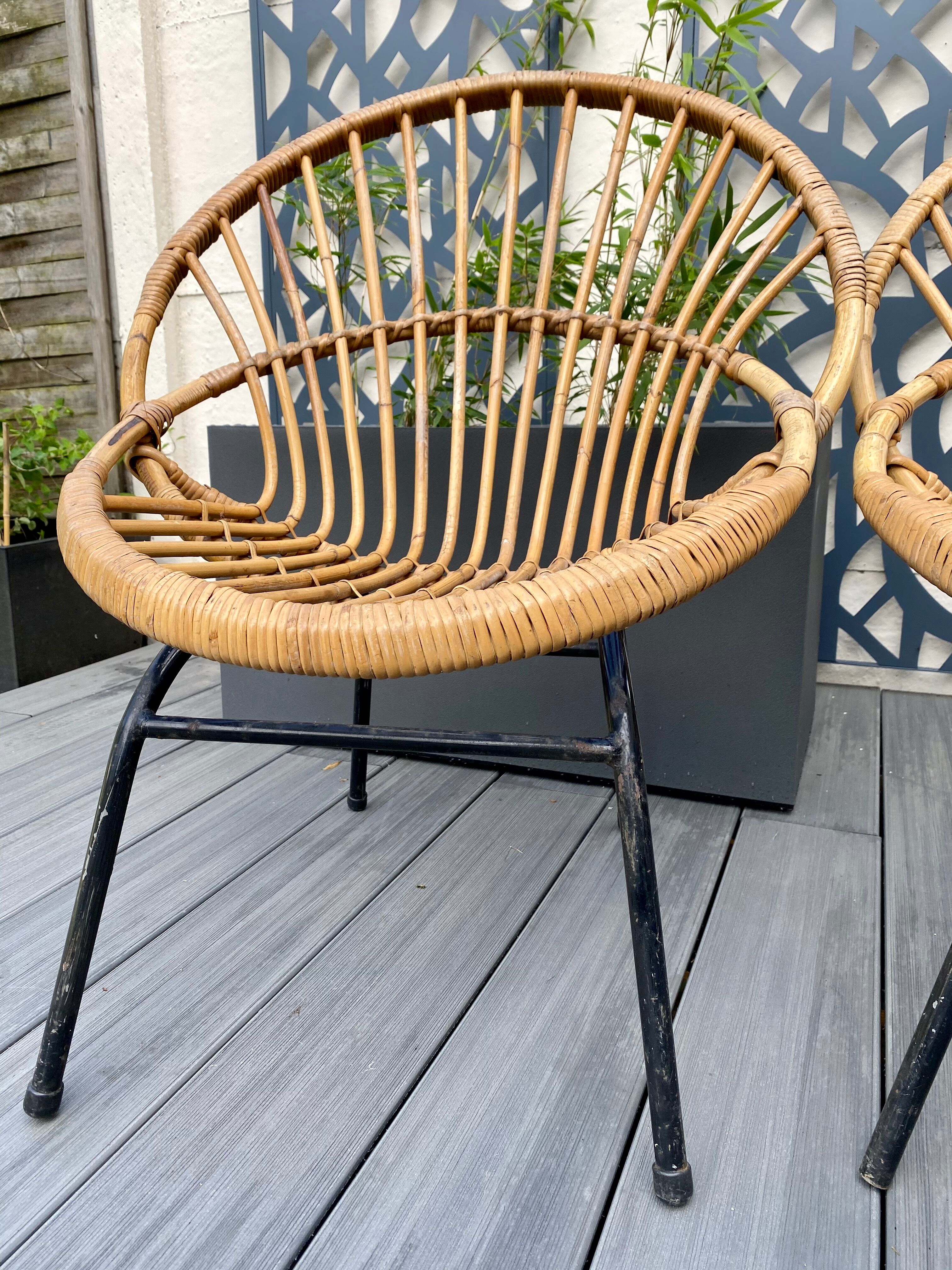 Former vintage rattan lounge