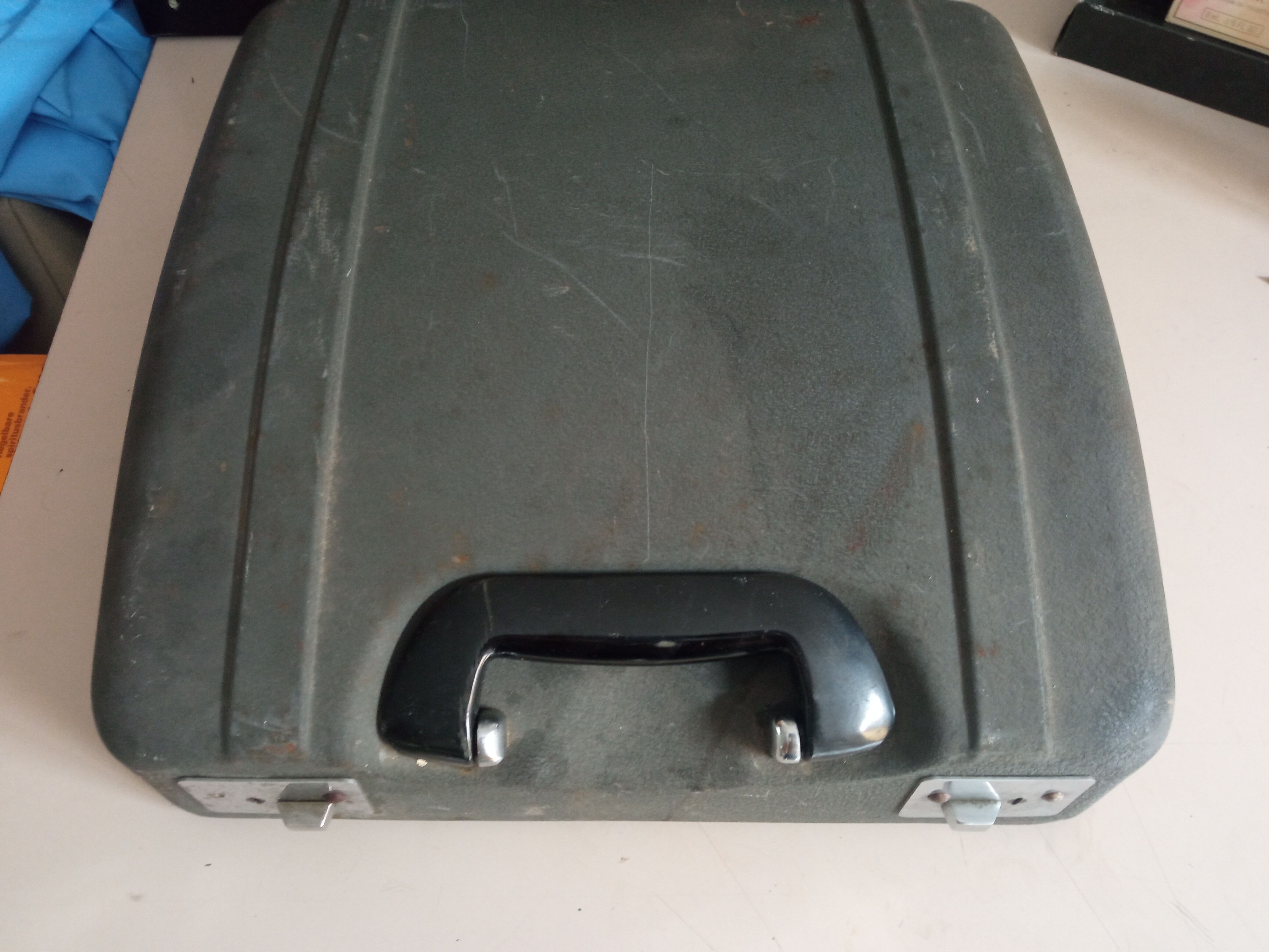 Very old manufrance typo typewriter