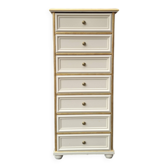 Weekly chest of drawers