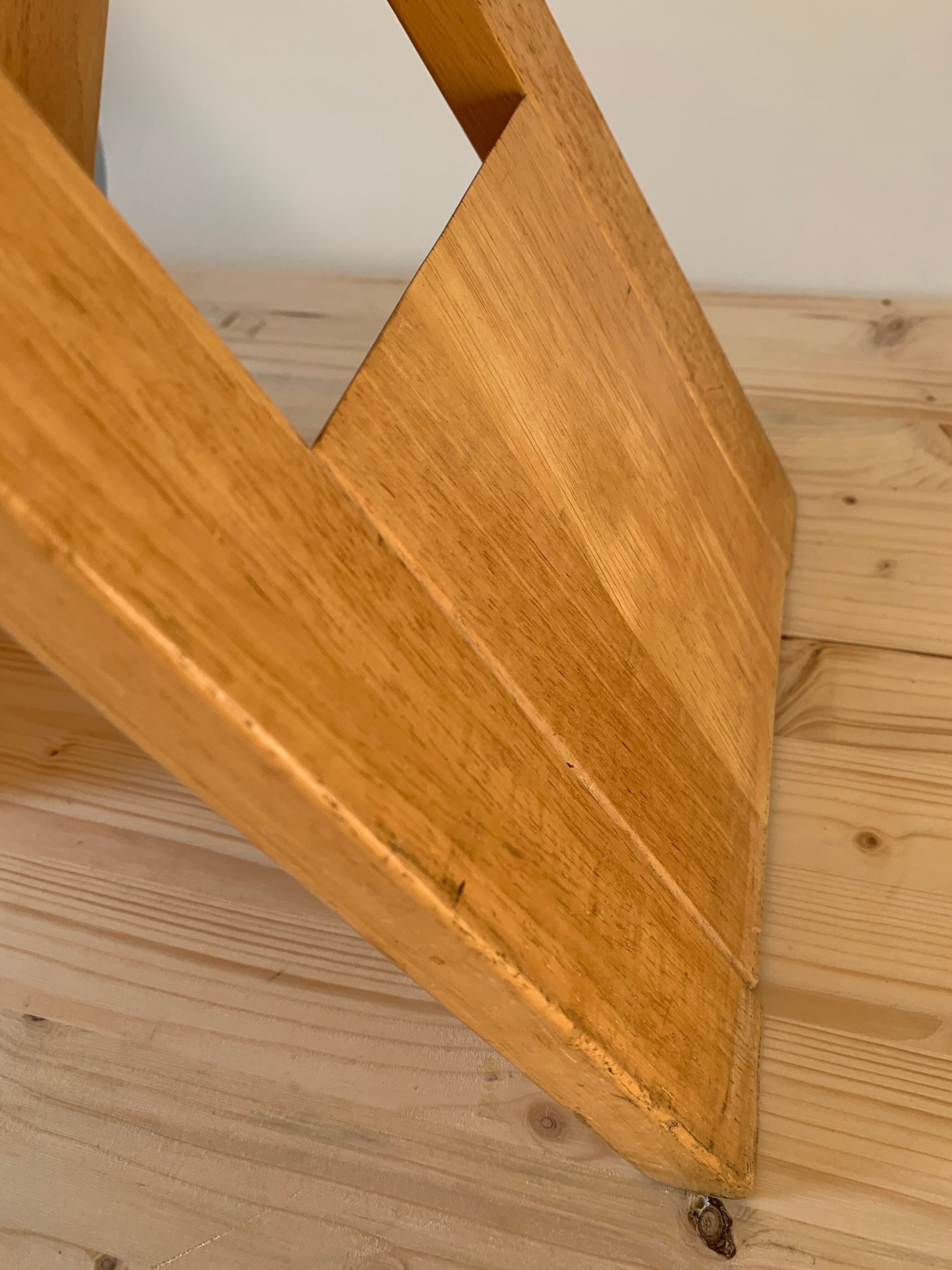 Suzy Adrien Reed Stool