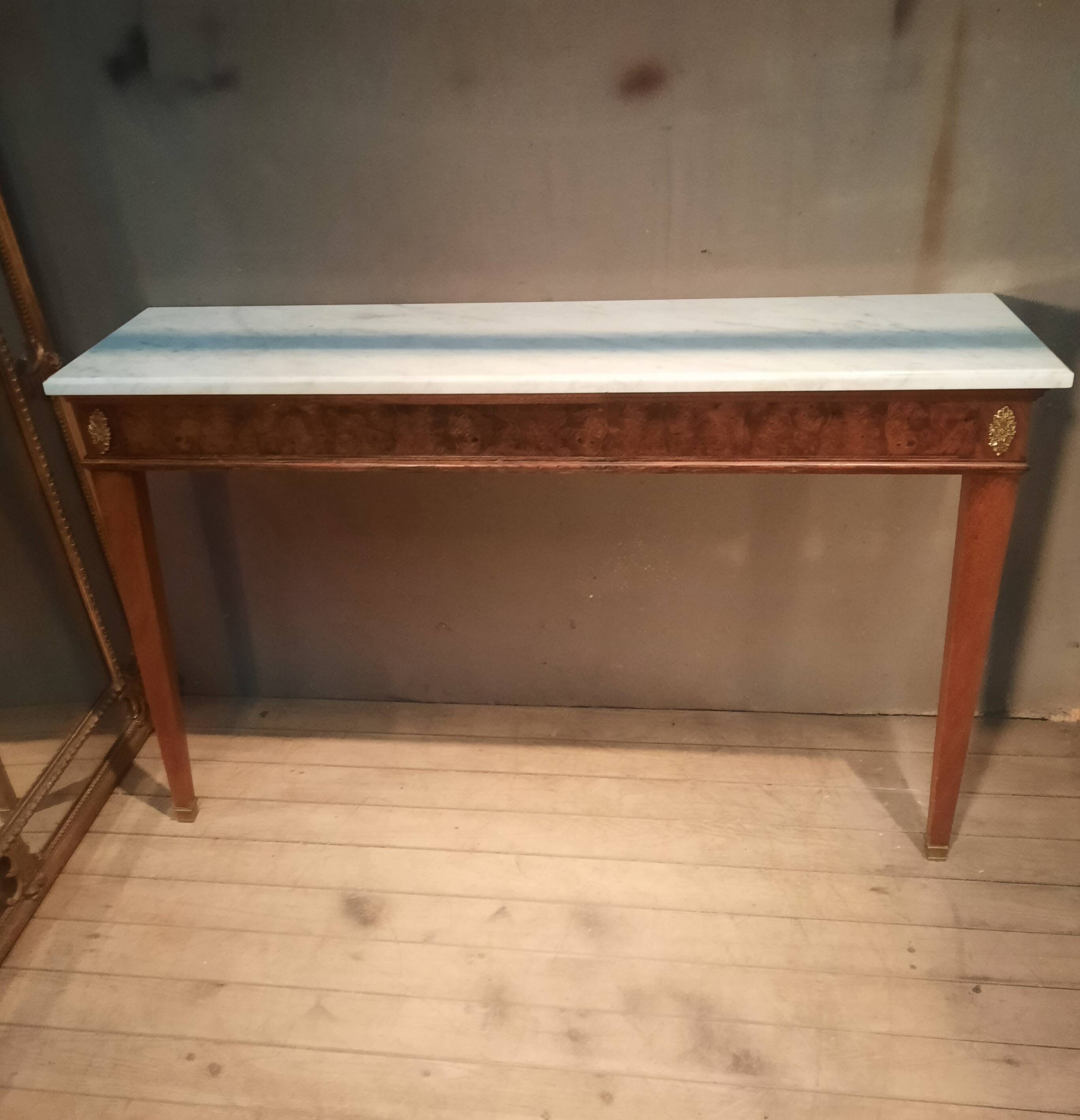 Large console style Louis XVI