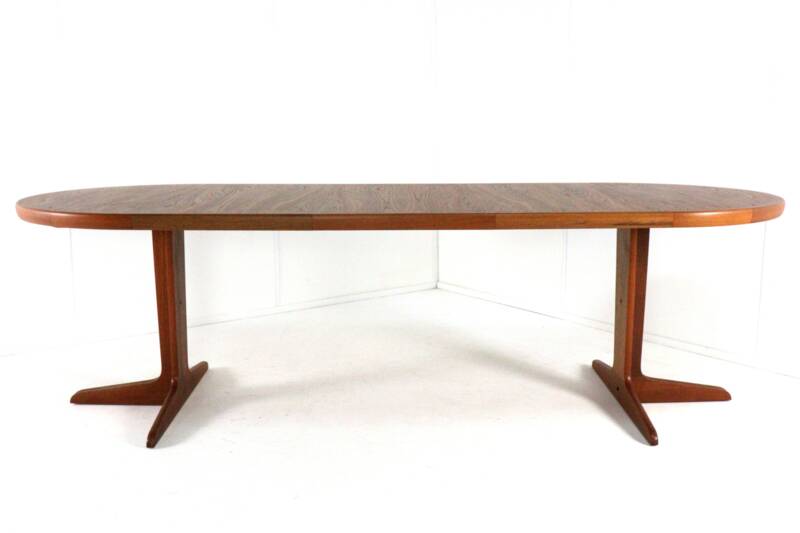 Round 3x extendable dining table 'Hampen' - danish teak mid century modern