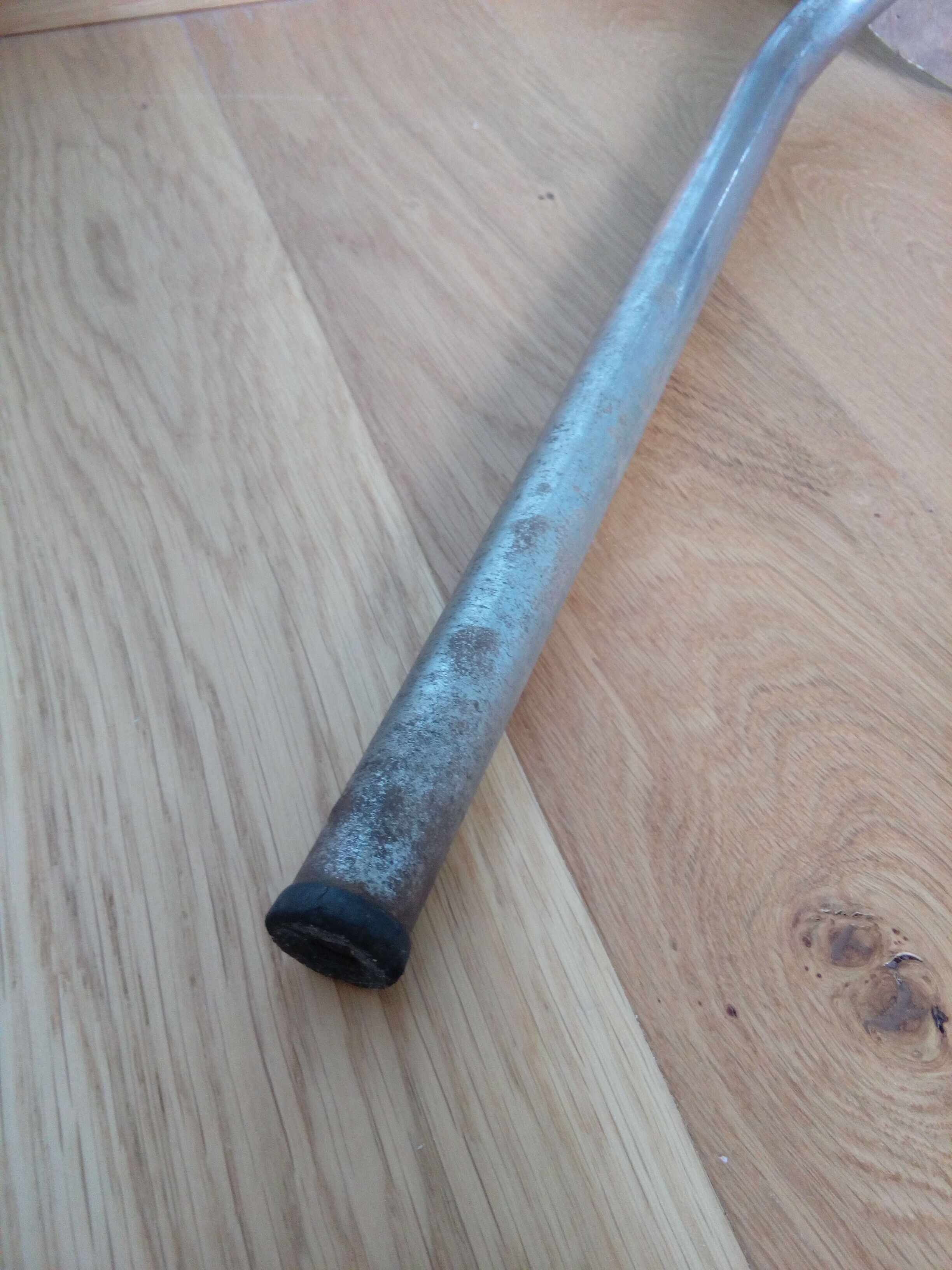 Tabouret métal chromé et bois