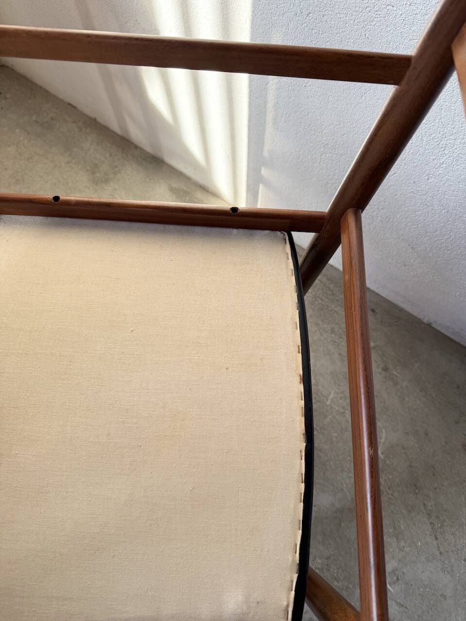 Set of 4 Italian chairs by Gianfranco Frattini.