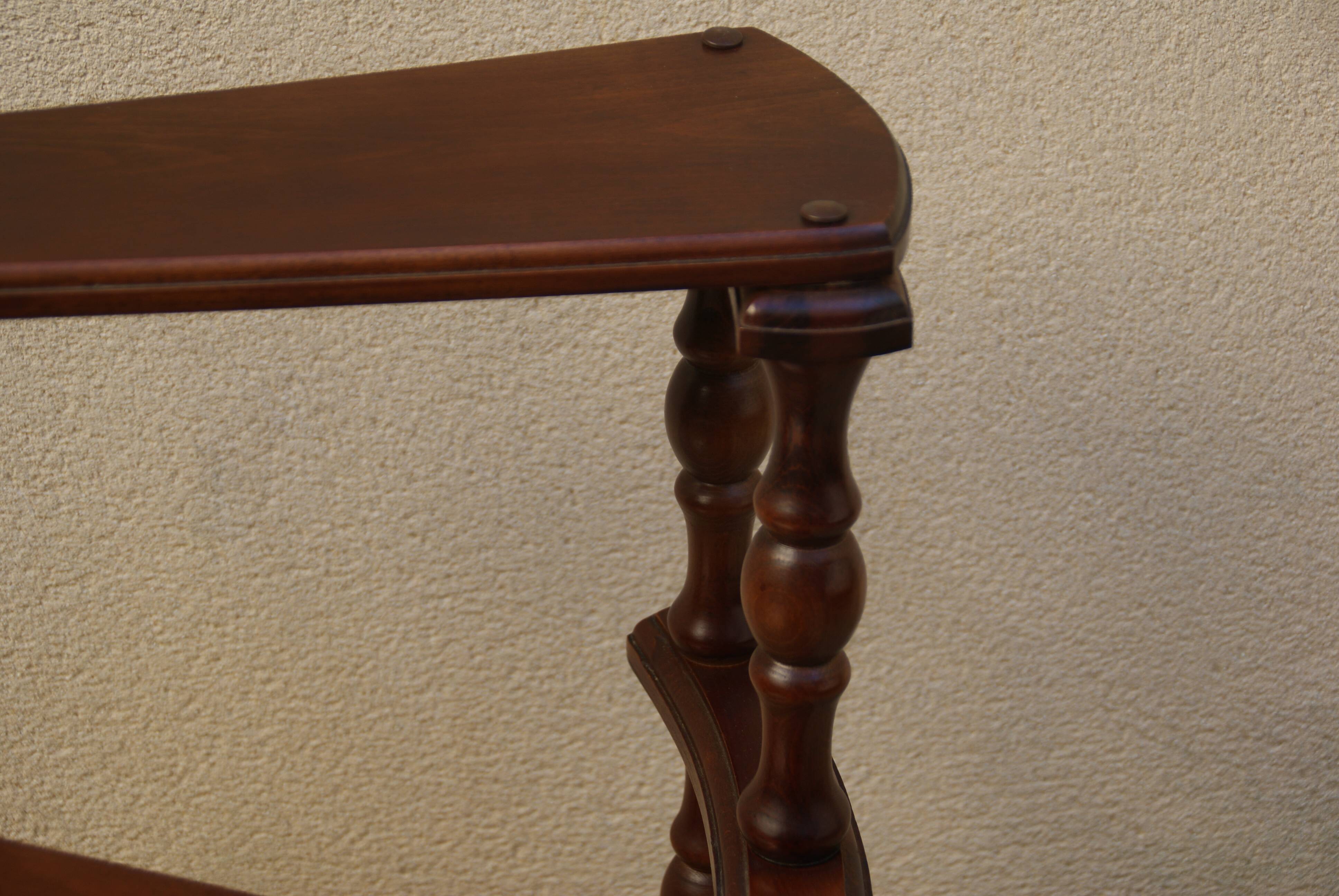 Escalier - Escabeau de bibliothèque