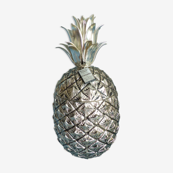Pineapple ice bucket by Mauro Manetti