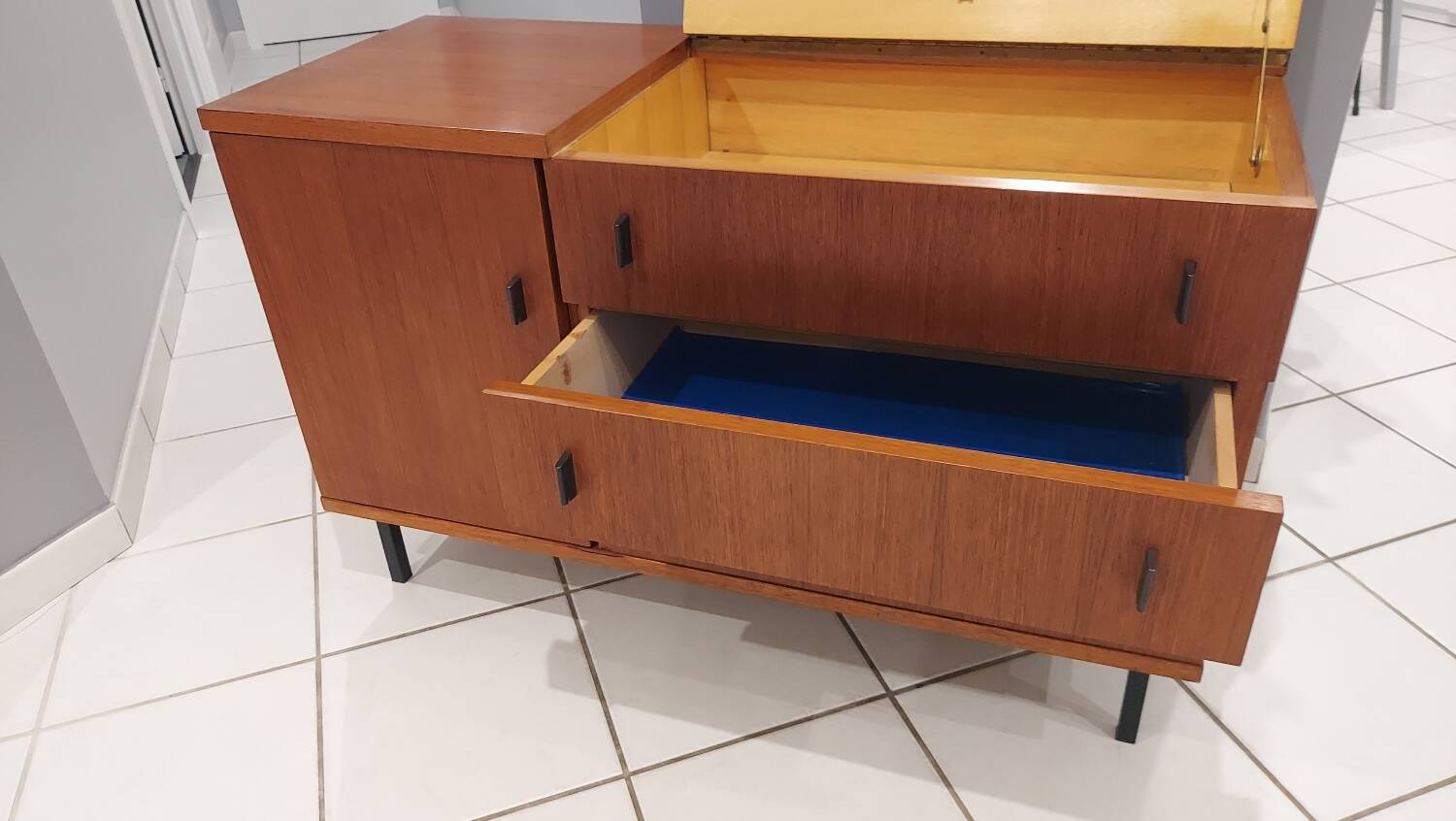 Vintage teak chest of drawers, 1970s