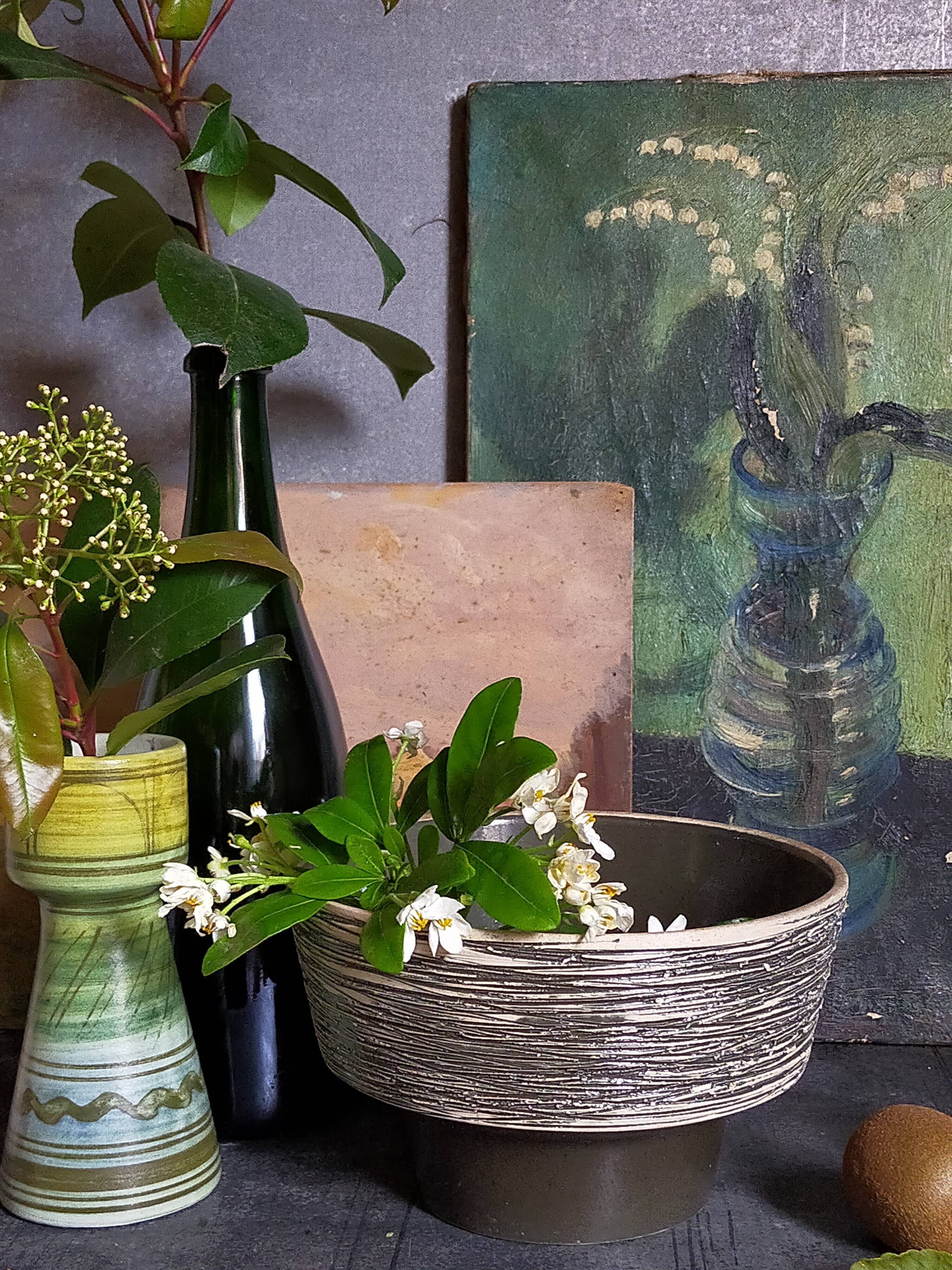 Modernist ceramic pot cover 50s