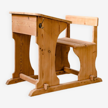 Children's wooden desk