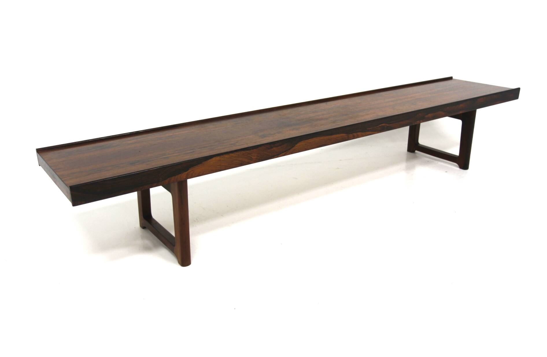 Scandinavian bench "Krobo" in rosewood, Torbjørn Afdal for Bruksbo, Norway, 1960.