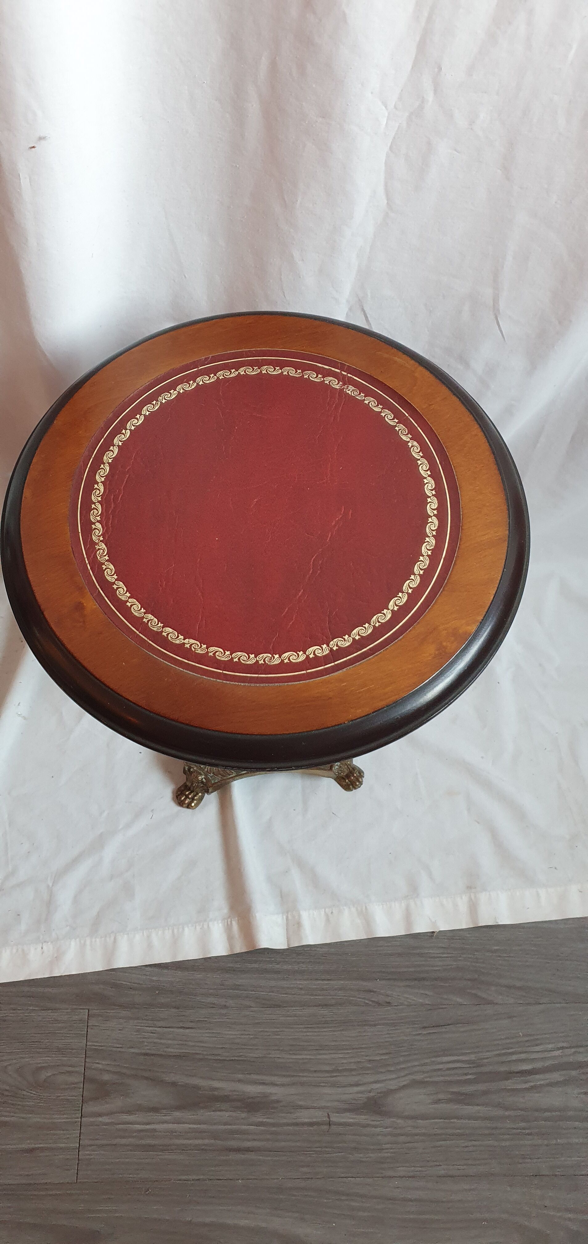 Empire style pedestal table lion's feet