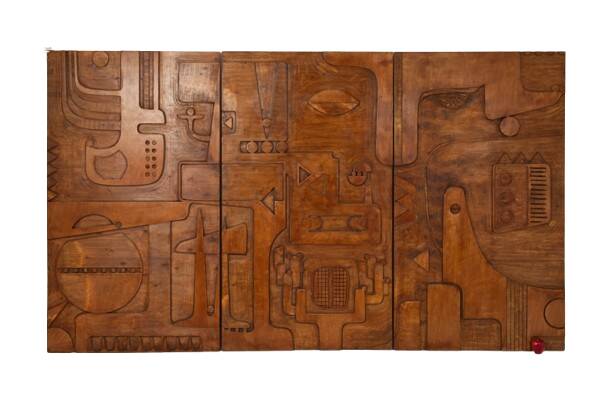 Victory of Segonzac. Triptych panel in carved wood. Contemporary.