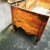 Maie, walnut/oak chest, early 19th century