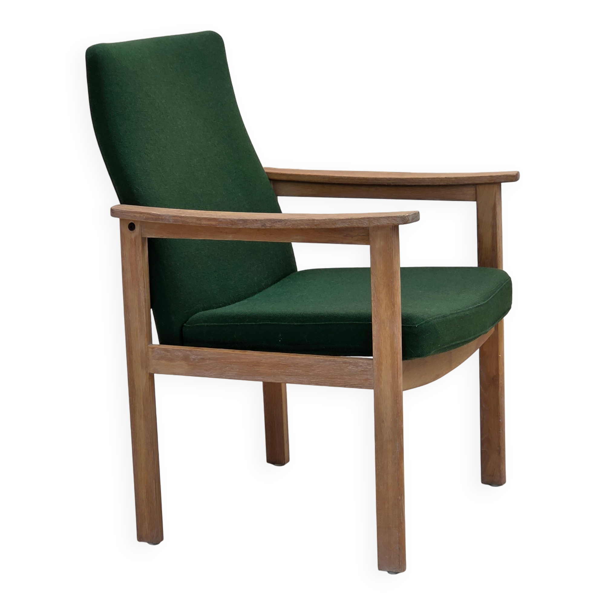 1980s, Danish armchair by Høng Stole, green furniture wool, oak wood.