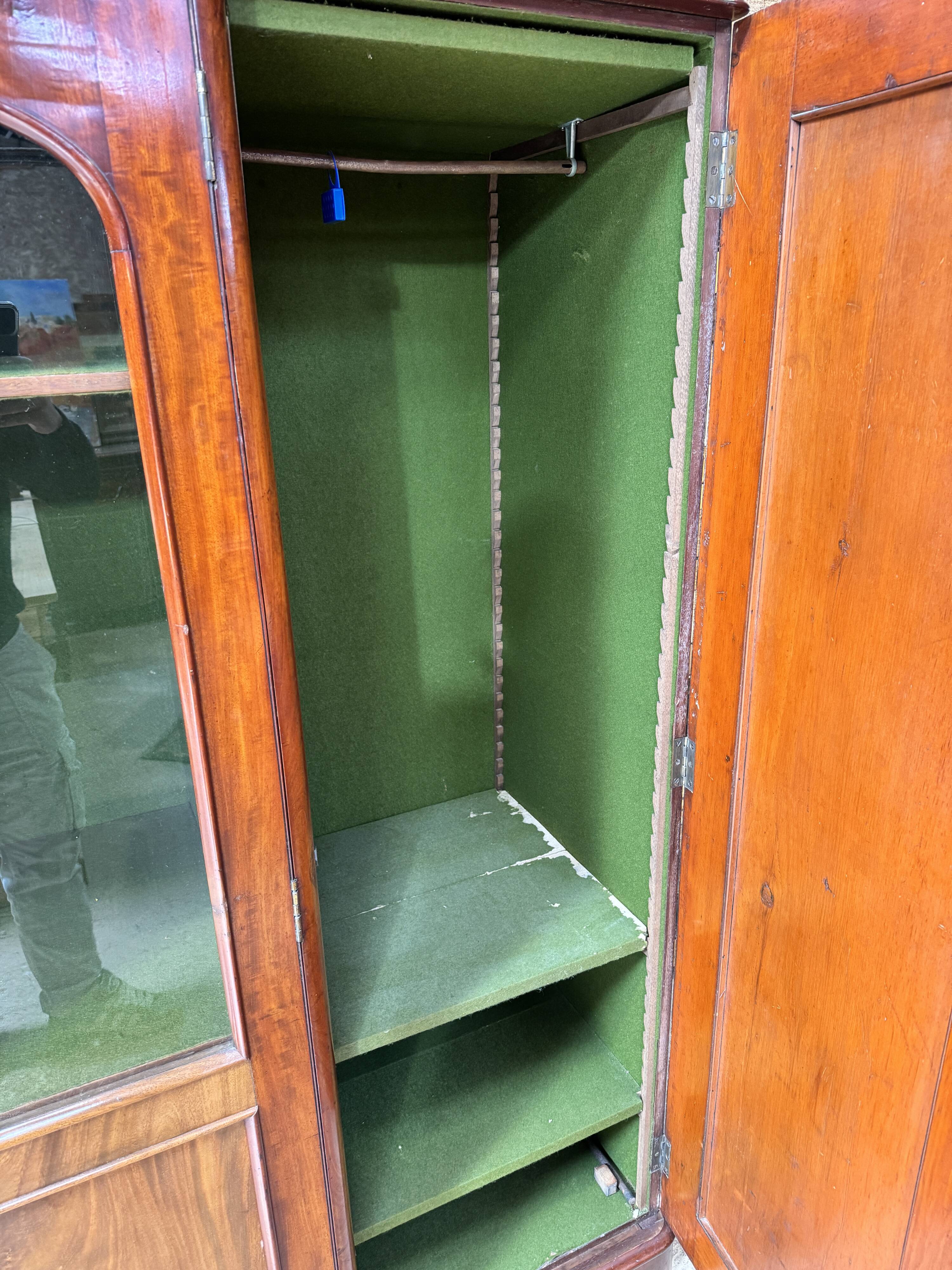 Victorian mahogany library