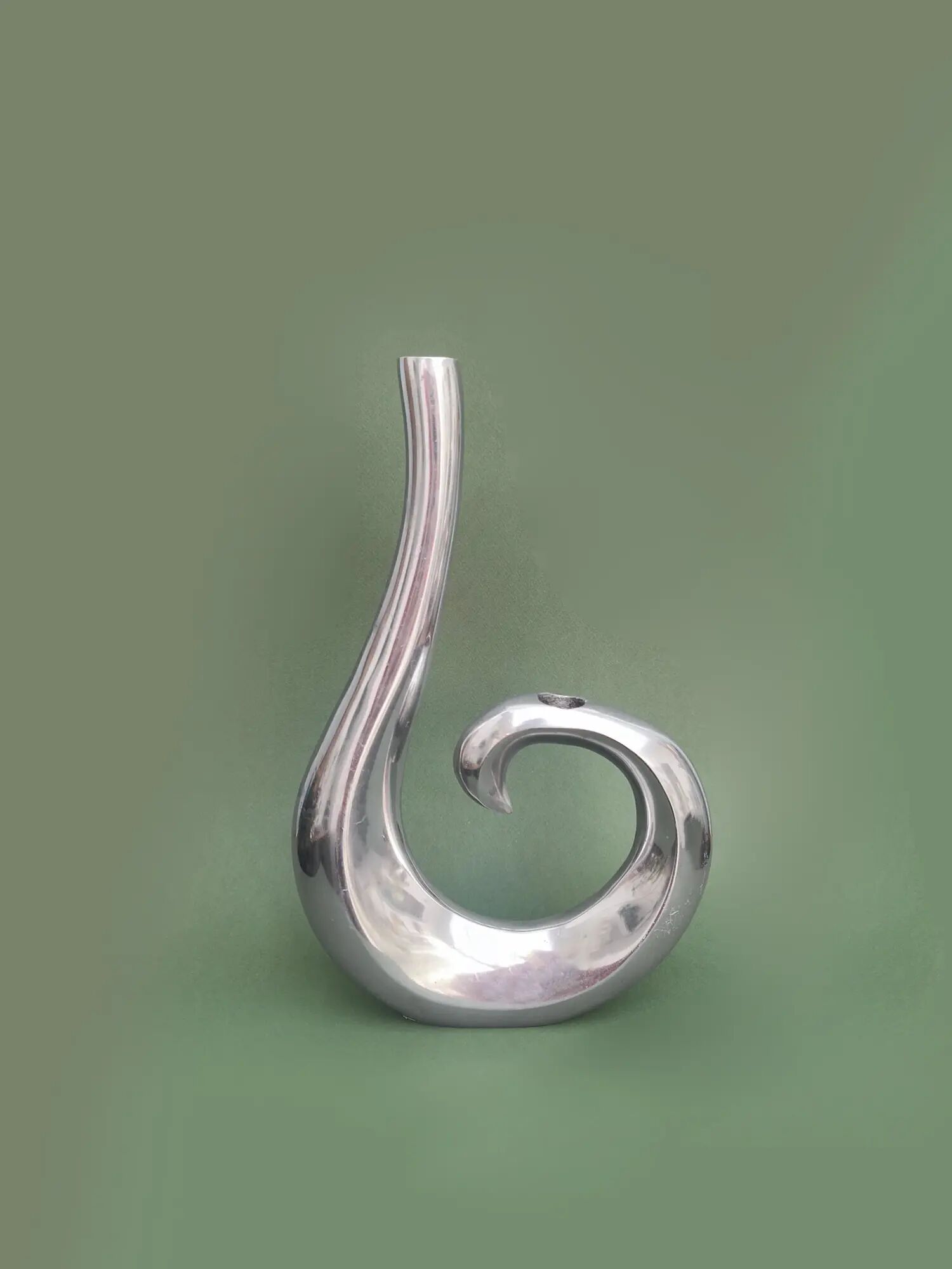 Double spiral candlestick