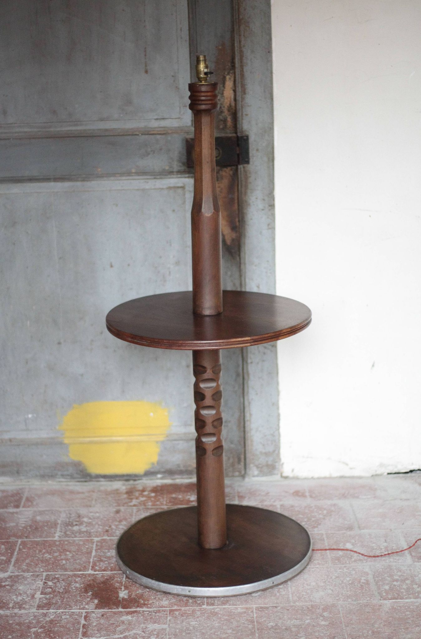 Lampadaire bois vintage, table de lecture, table bois sculptée, liseuse